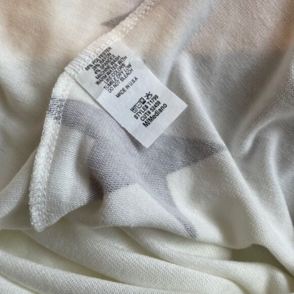 FIRST LOVE (Lovelyn) Off White Tunic Style Top  - NWT – Size L - Picture 6 of 7